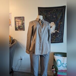 Eddie‎ Bauer Women's Gray Wrinkle-Free Shirt Size Petite Large